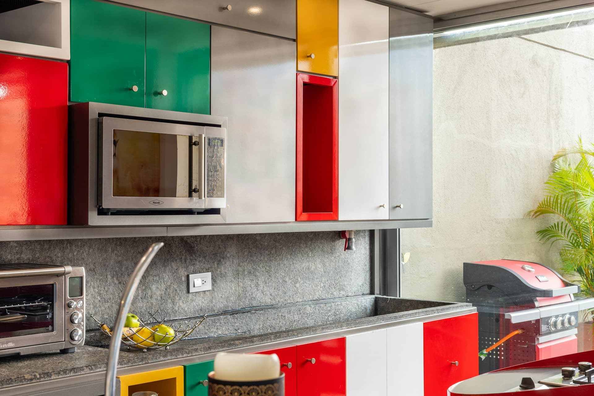 Total Cost of Ownership: Comparing 10-Year Expenses for Quartz, Granite, Quartzite and Marble