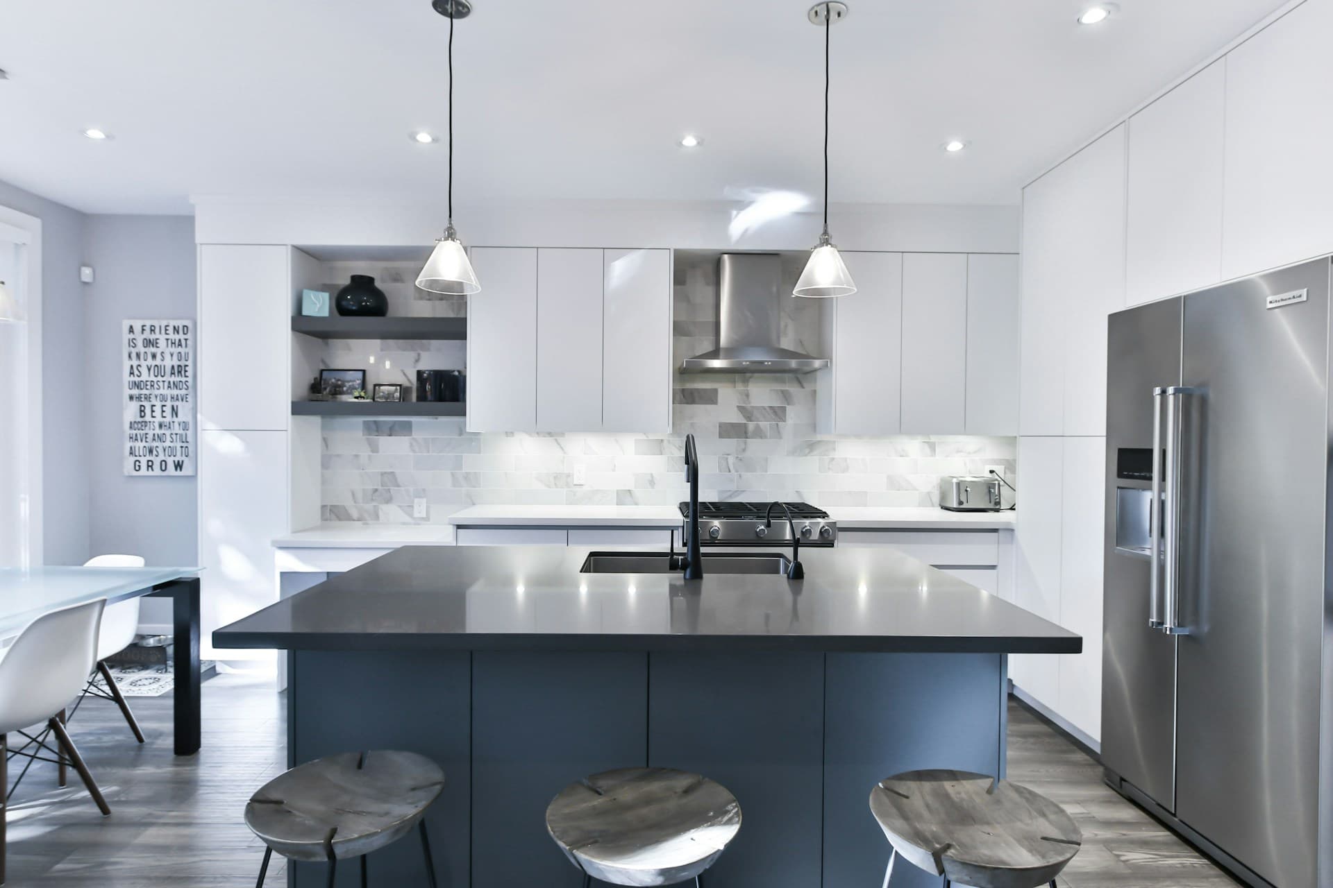 Countertop Overhangs and Support: Engineering the Perfect Kitchen Island