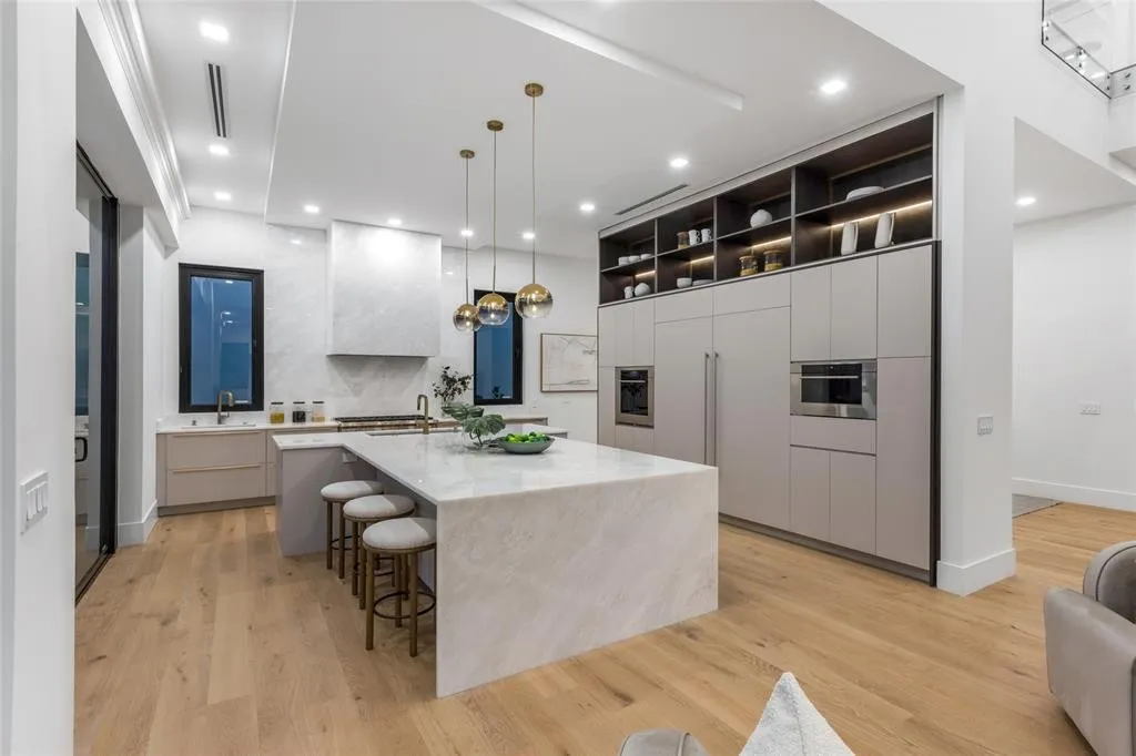 Marble kitchen in Pompano Beach